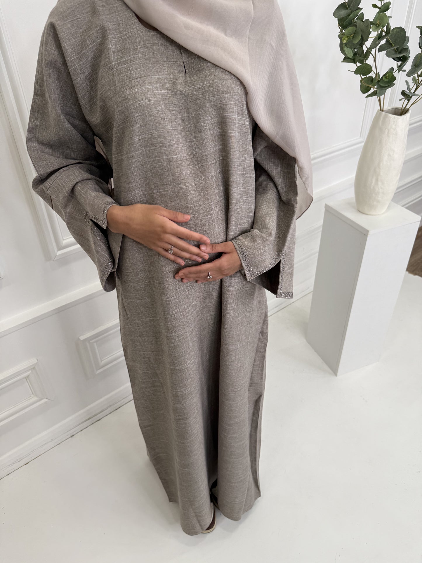 The Grey Linen Abaya